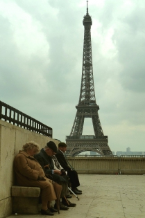  Paris, la sieste au Trocadéro